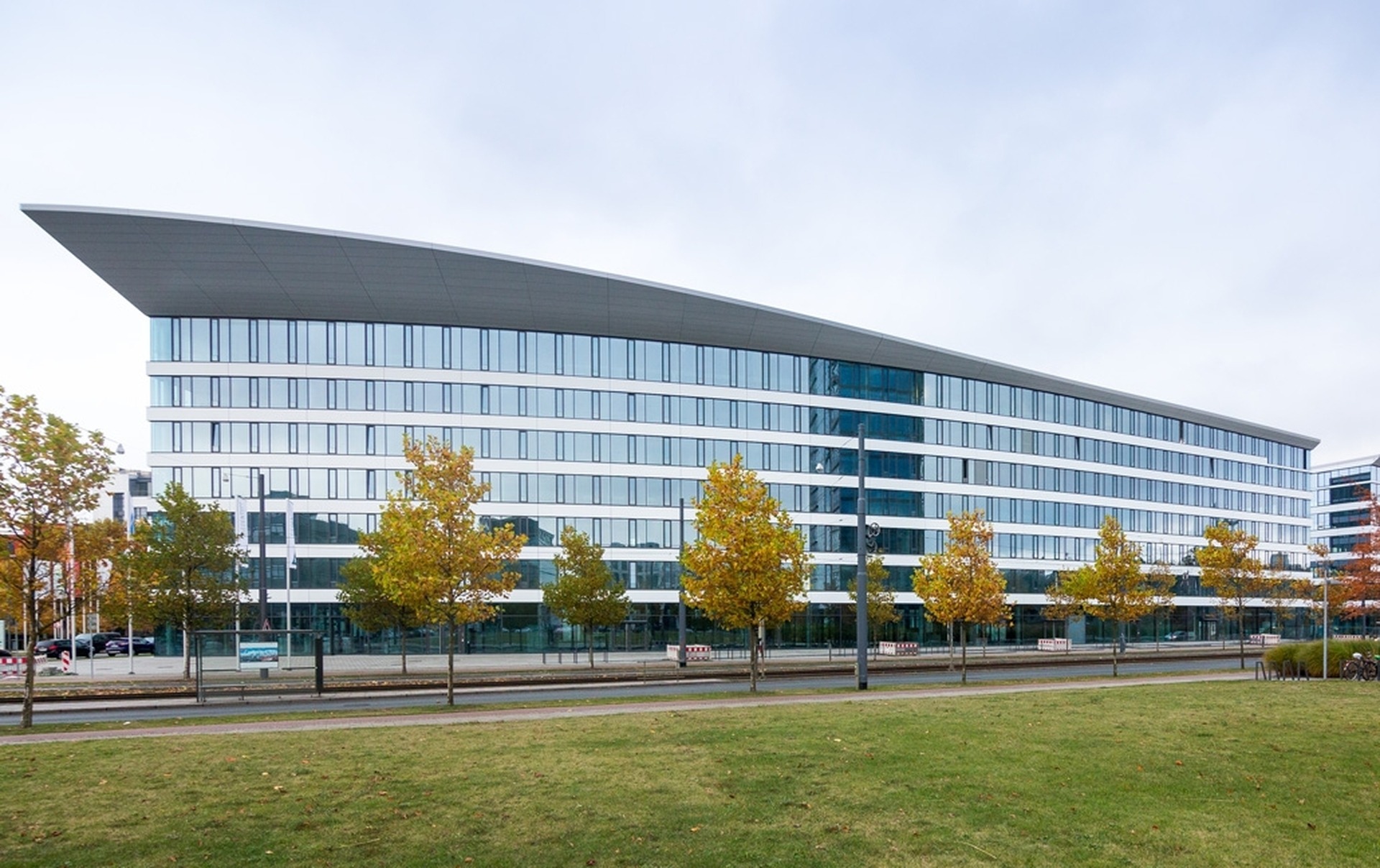 EINS Bürogebäude im Weserquartier Bremen